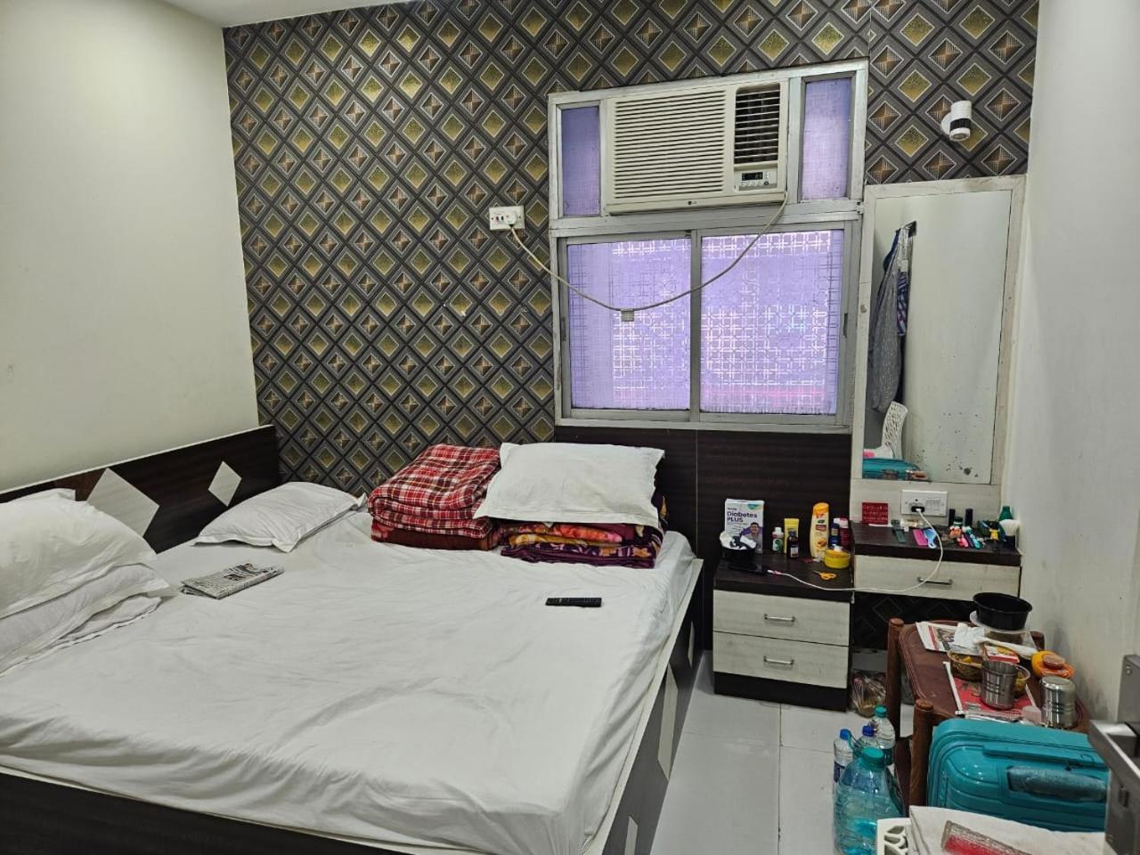 Hotel Elliot Comfort Inn 加尔各答 外观 照片